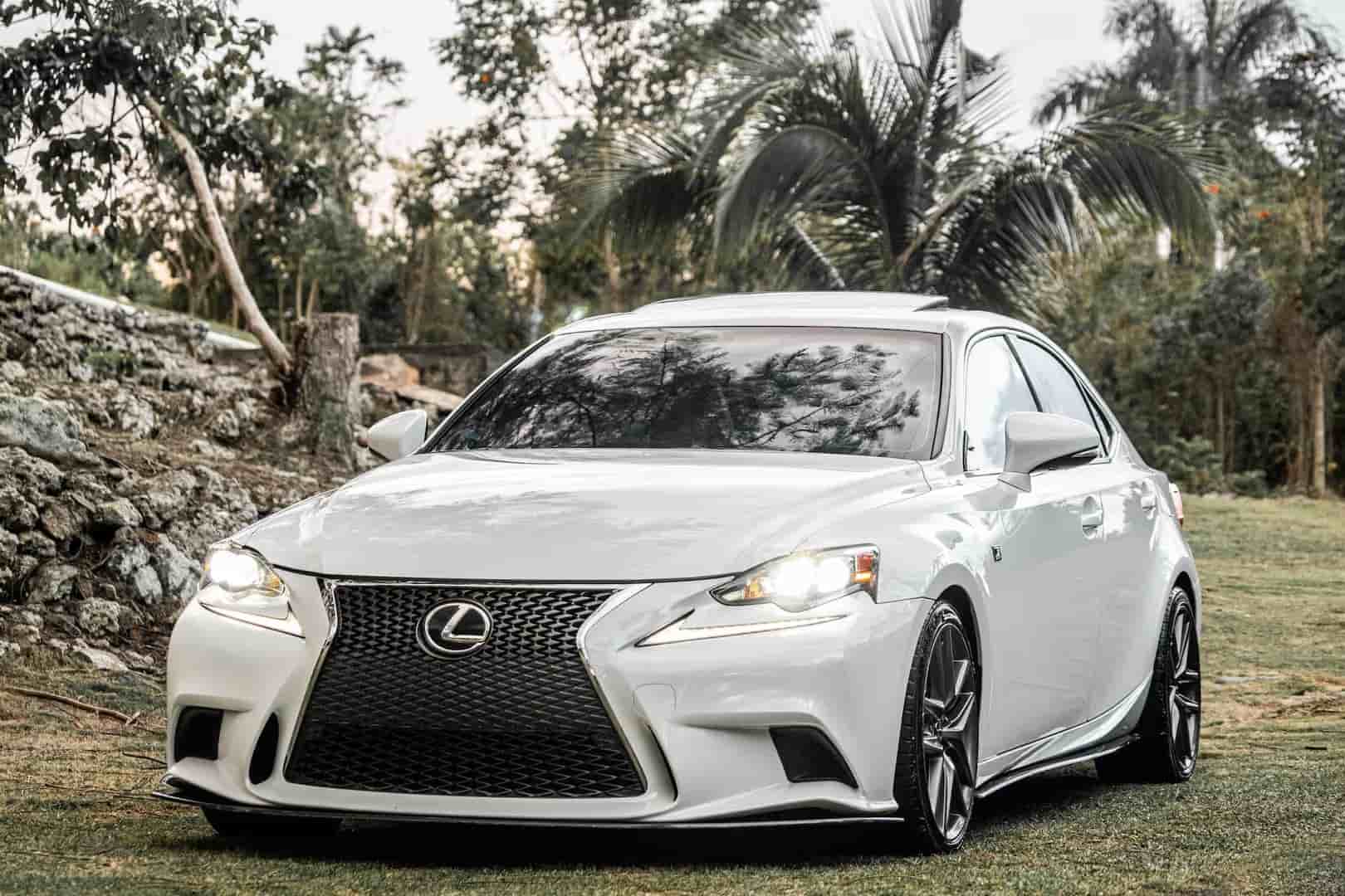 Как провести тест-драйв Lexus: полное руководство для покупателей - 1